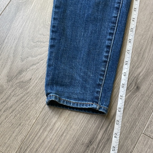 Talbots Vintage Girlfriend Distressed Jeans with Crest Patch. - Picture 6 of 7